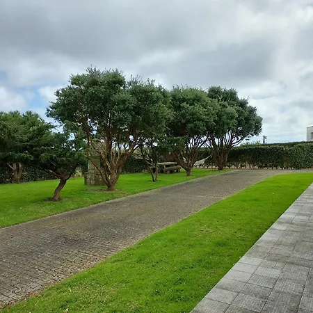 Apartament Retiro Camelias 2 *