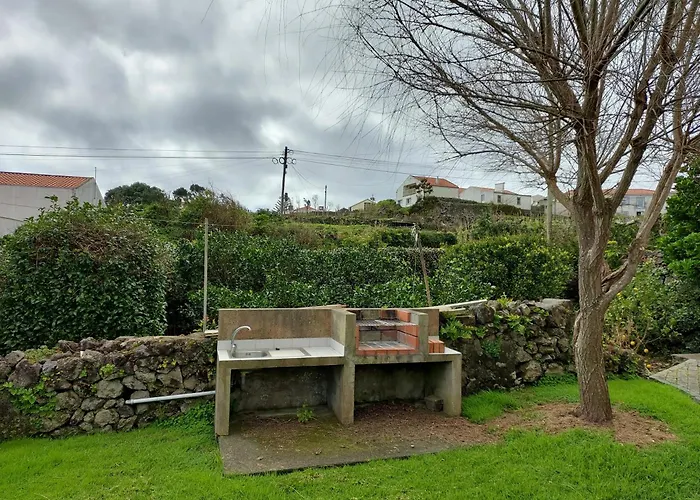 Retiro Camelias 2 * Lajes das Flores