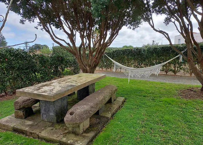 Retiro Camelias 2 * Lajes das Flores