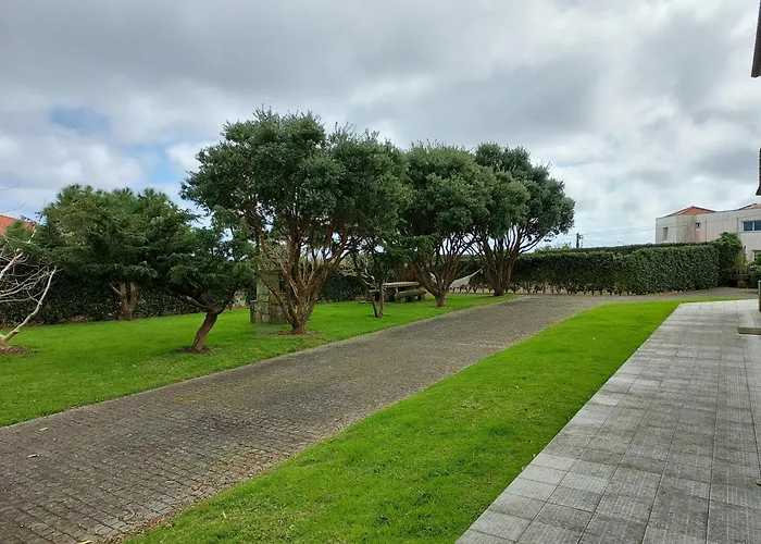 Appartement Retiro Camélias 2 *